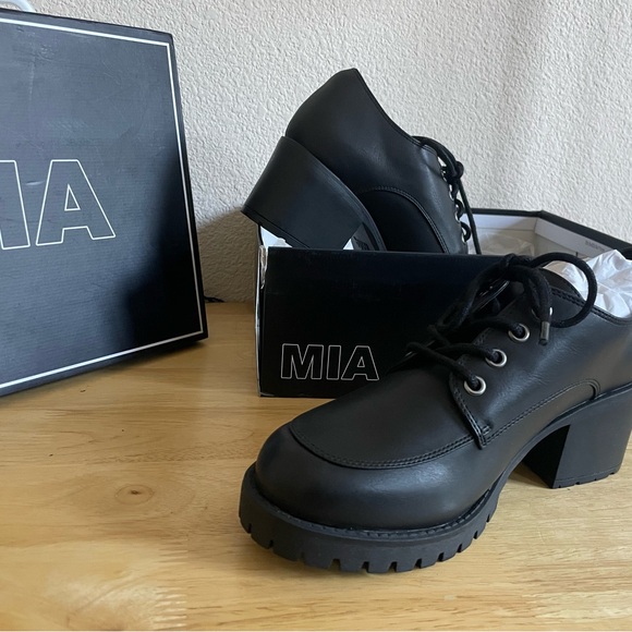 NWT Mia Vicki Black Chunky Heeled Oxford Platform Lace-Up Shoes Size 7.5M - Picture 7 of 8